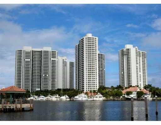 North Tower at the Point Aventura Condo