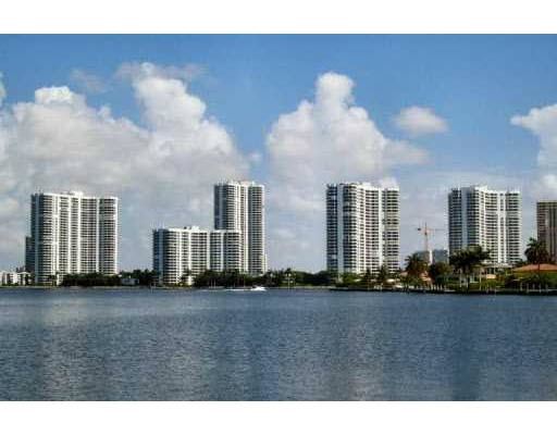 Mystic Pointe Aventura Condo