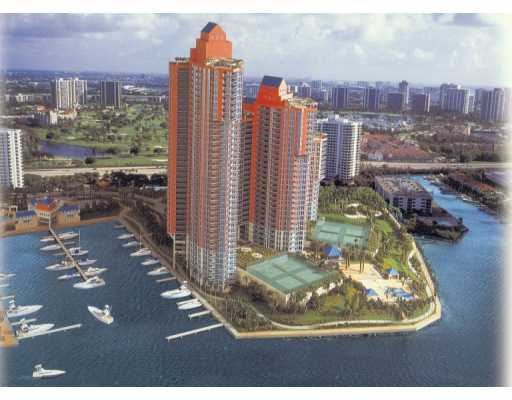 Hidden Bay Aventura Condo