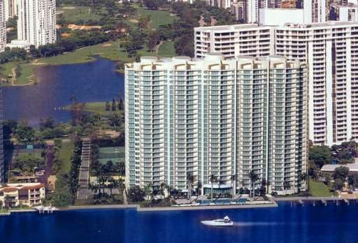 Hamptons South Aventura Condo