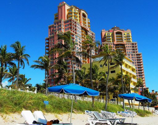 Palms I Fort Lauderdale Condo